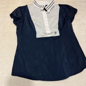 CT show shirt navy with white bib